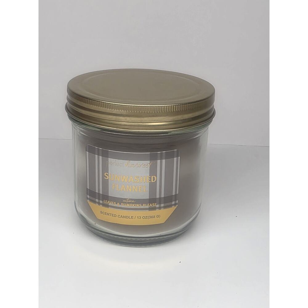 Perfect Harvest Sunwashed Flannel Scented Candle 13 Oz Glass Jar Wick Fall